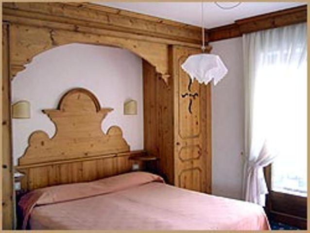 Hotel Touring Madonna Exterior foto