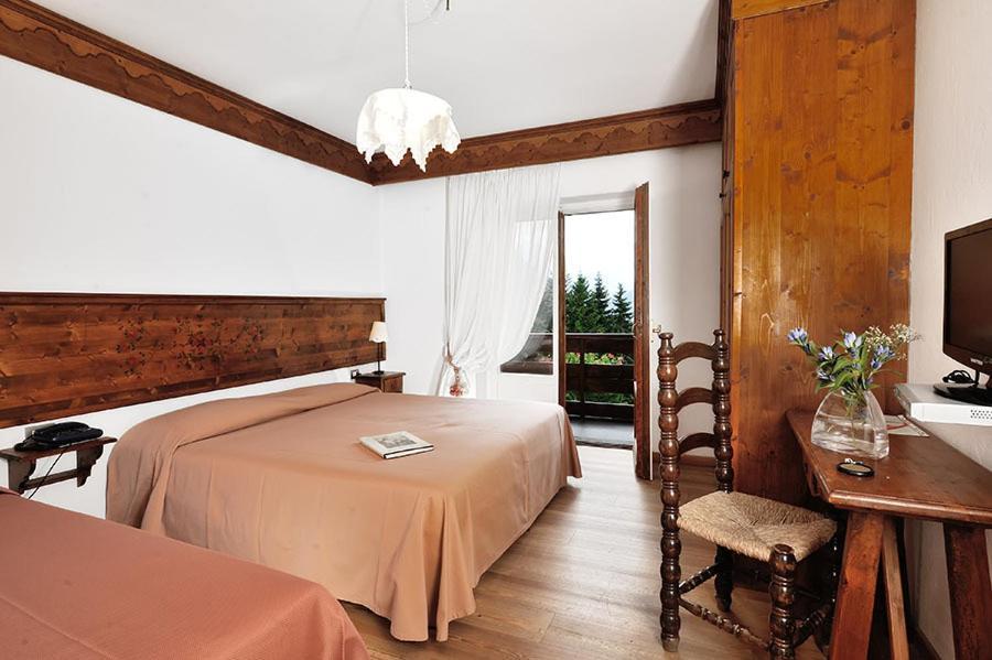 Hotel Touring Madonna Exterior foto