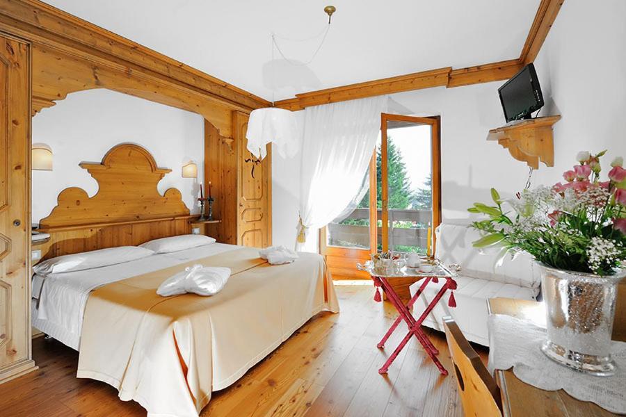 Hotel Touring Madonna Exterior foto